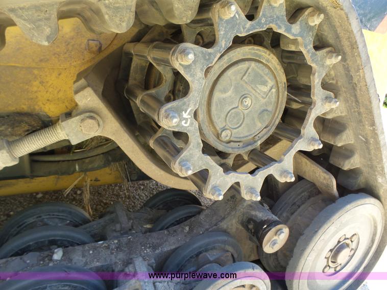 image for item K2213 2007 Caterpillar 277C skid steer