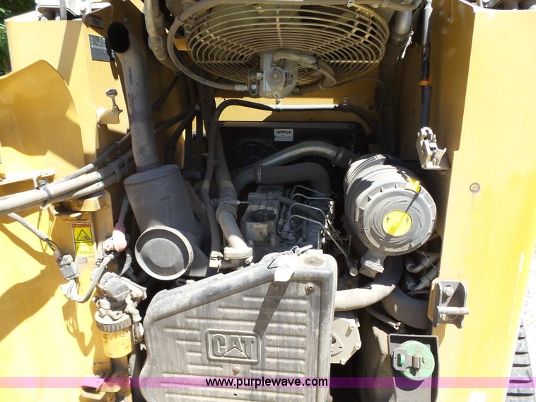 image for item K2213 2007 Caterpillar 277C skid steer