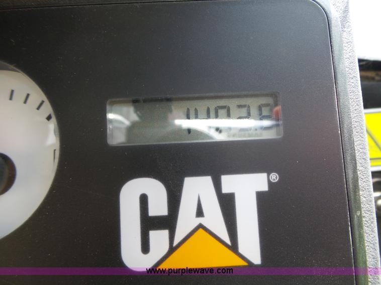 image for item K2213 2007 Caterpillar 277C skid steer