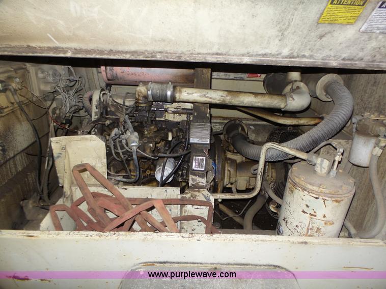 image for item K2216 1987 Ingersoll Rand air compressor