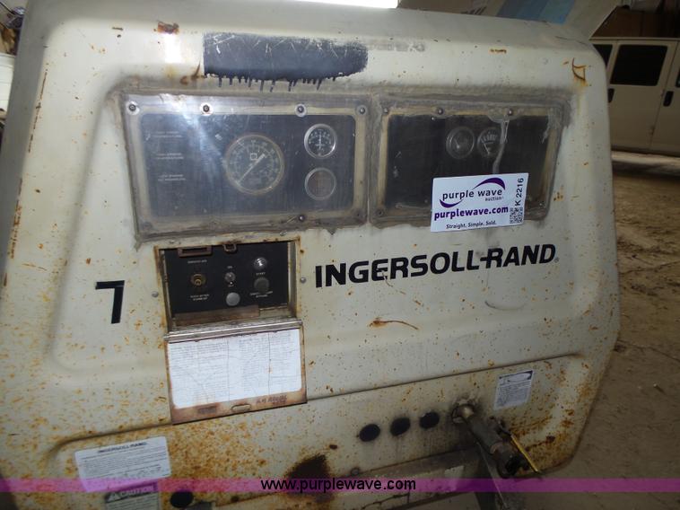 image for item K2216 1987 Ingersoll Rand air compressor