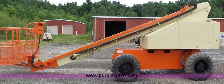 image for item K3498 1995 JLG 60H boom lift