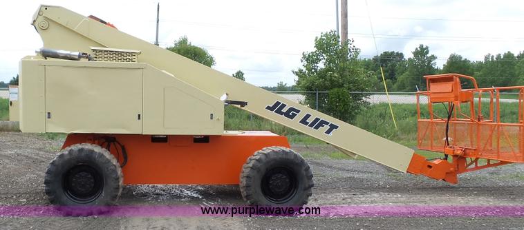 image for item K3498 1995 JLG 60H boom lift