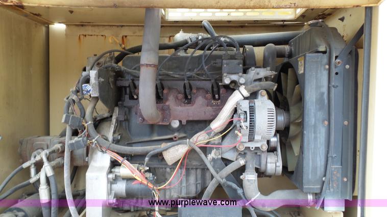 image for item K3498 1995 JLG 60H boom lift