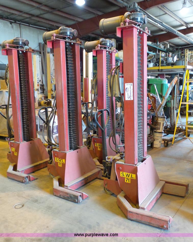 image for item K4051 Challenger MVL7 truck lift