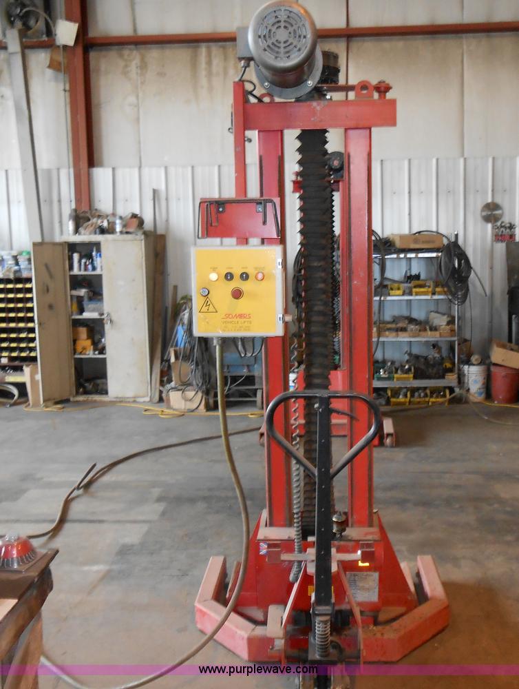 image for item K4051 Challenger MVL7 truck lift