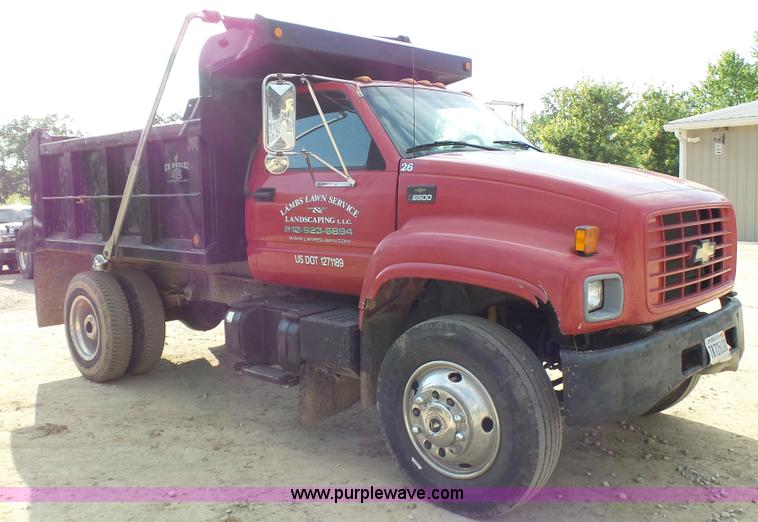 image for item K4060 2000 Chevrolet C6500 dump truck