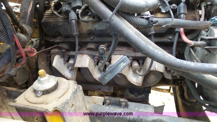 image for item K4060 2000 Chevrolet C6500 dump truck