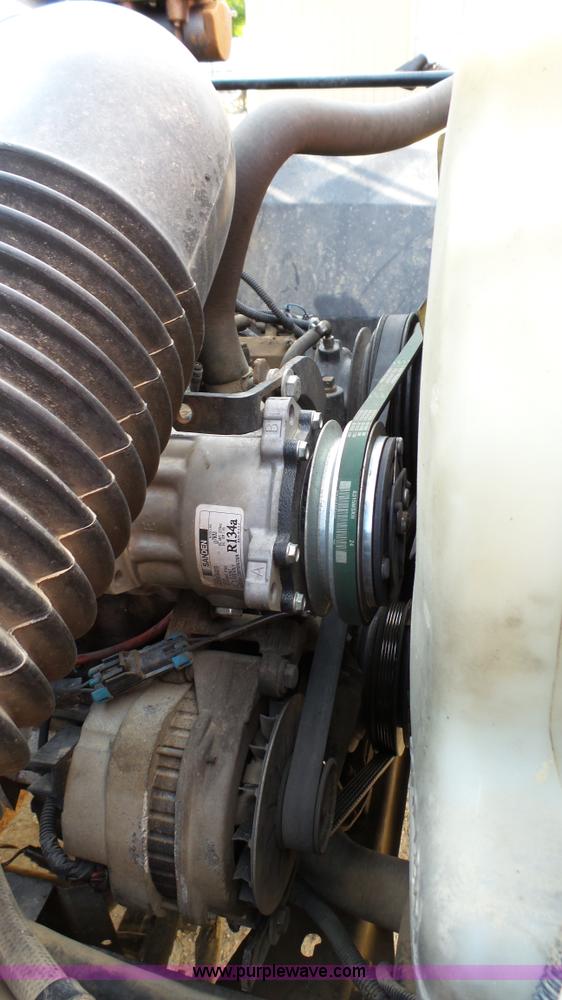 image for item K4060 2000 Chevrolet C6500 dump truck