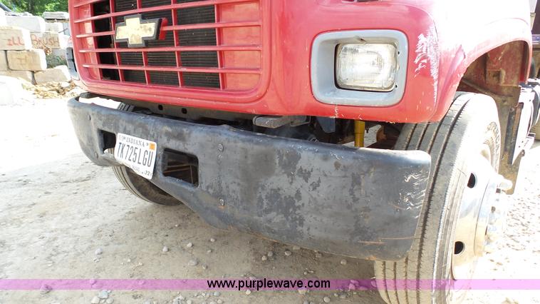 image for item K4060 2000 Chevrolet C6500 dump truck