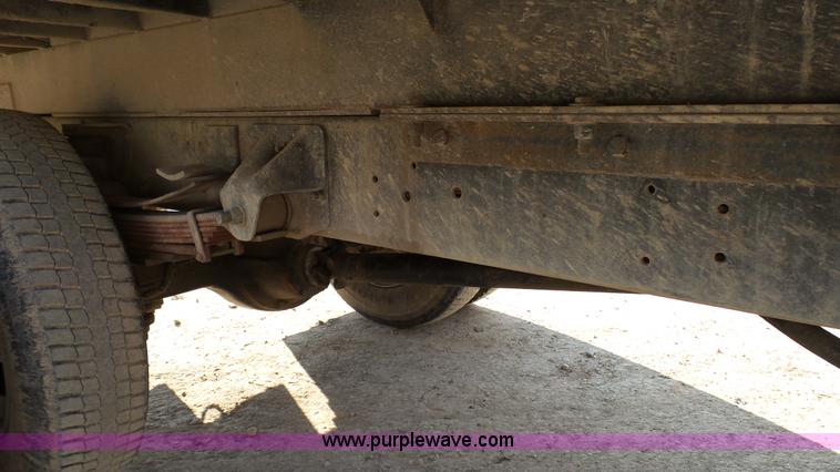 image for item K4060 2000 Chevrolet C6500 dump truck