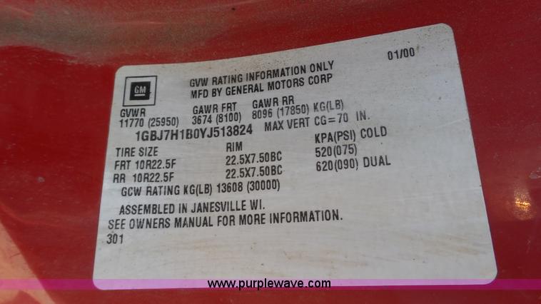 image for item K4060 2000 Chevrolet C6500 dump truck