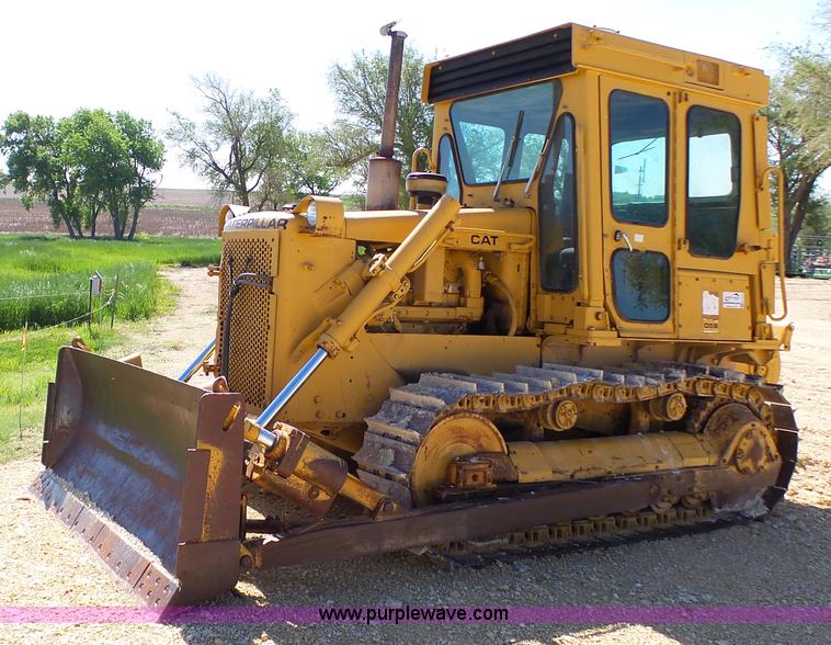 image for item K4103 1981 Caterpillar D5B dozer