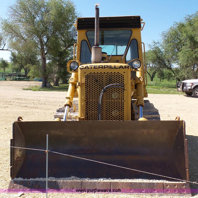 image for item K4103 1981 Caterpillar D5B dozer