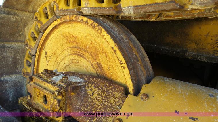 image for item K4103 1981 Caterpillar D5B dozer