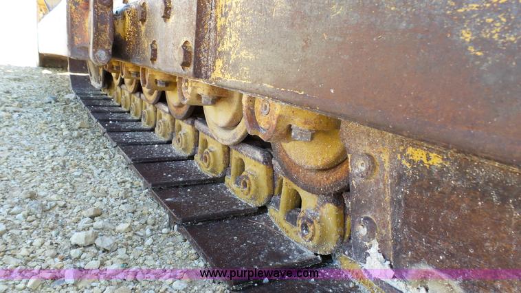 image for item K4103 1981 Caterpillar D5B dozer