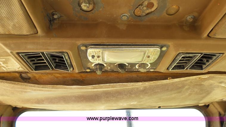 image for item K4103 1981 Caterpillar D5B dozer