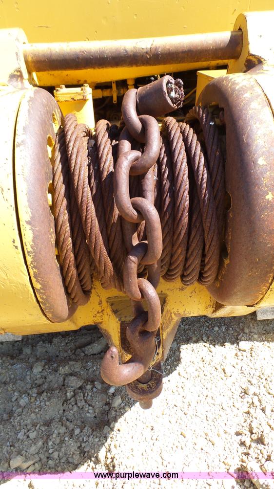 image for item K4103 1981 Caterpillar D5B dozer