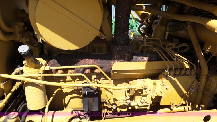 image for item K4103 1981 Caterpillar D5B dozer