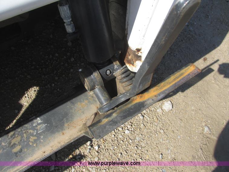 image for item K4707 2005 Bobcat S185 Turbo skid steer