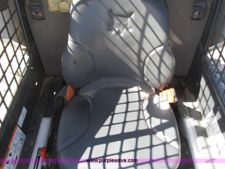 image for item K4707 2005 Bobcat S185 Turbo skid steer