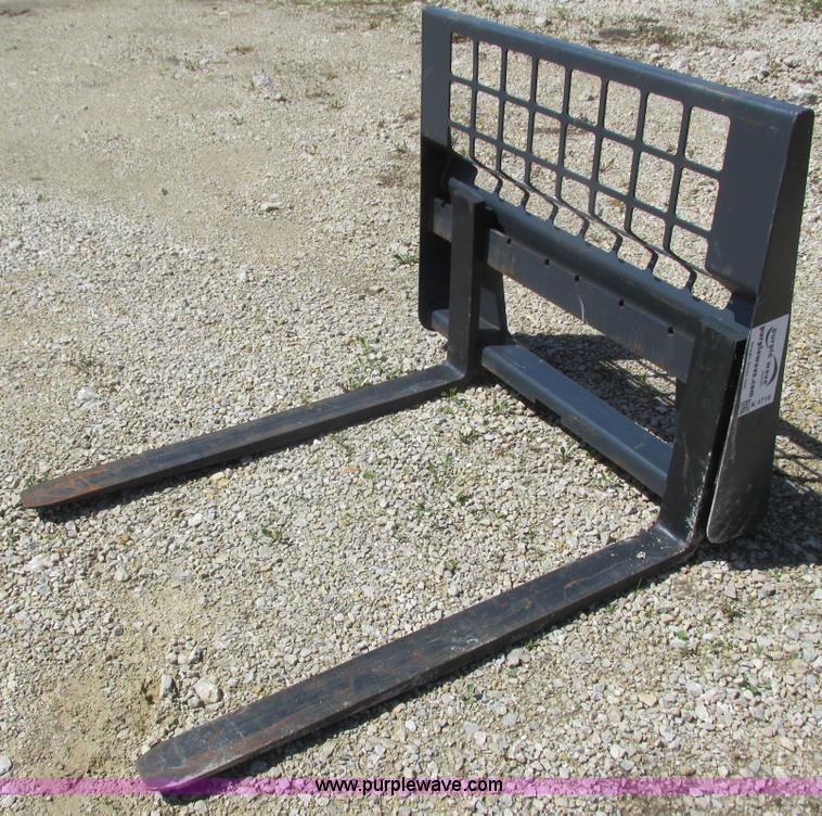 image for item K4710 Skid pallet forks