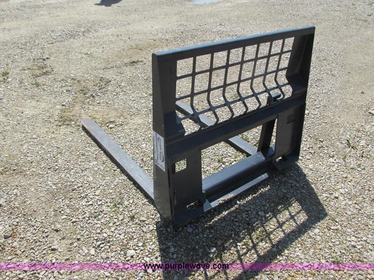 image for item K4710 Skid pallet forks