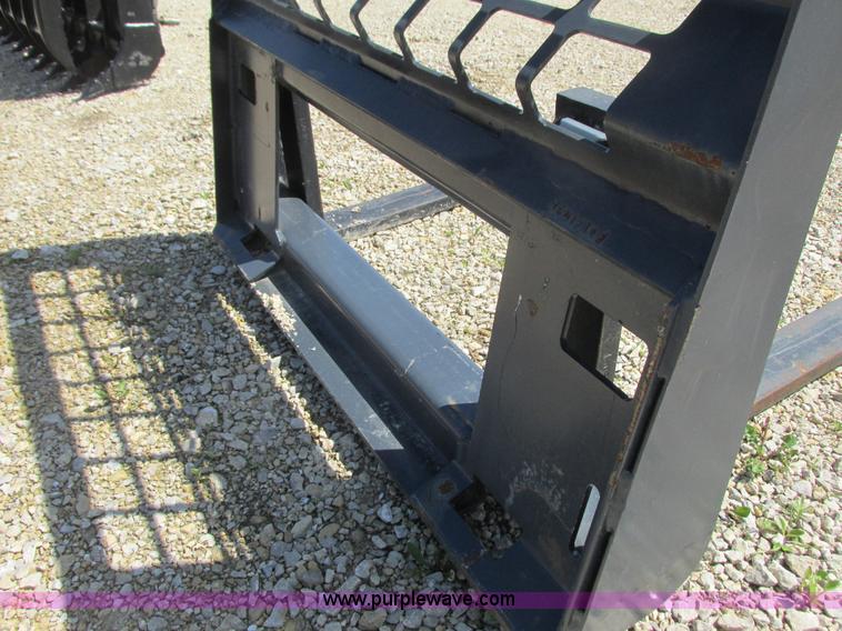 image for item K4710 Skid pallet forks