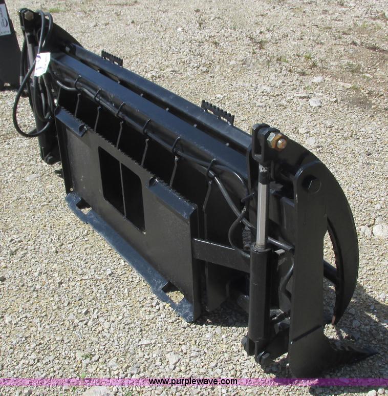 image for item K4711 Skid steer grapple bucket