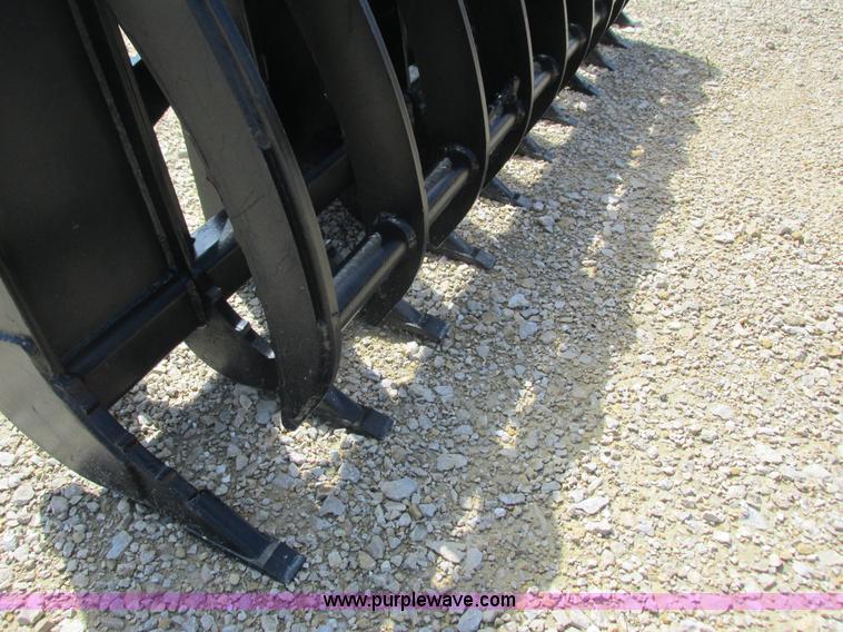 image for item K4711 Skid steer grapple bucket