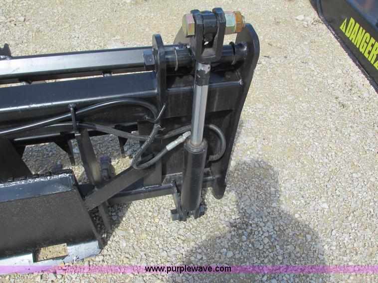 image for item K4711 Skid steer grapple bucket