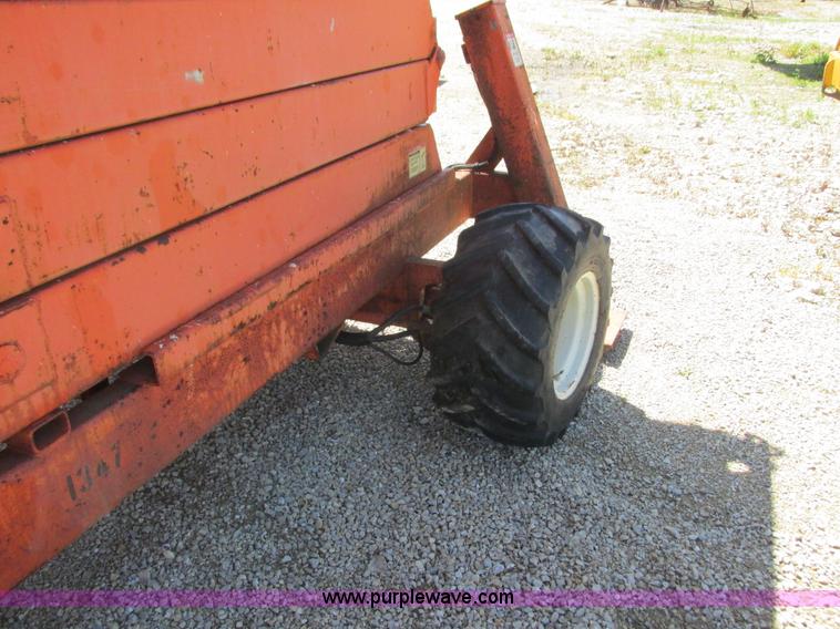 image for item K4714 Simon RT4612G scissor lift