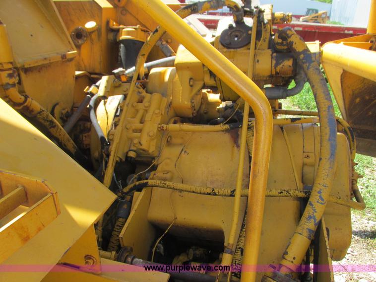 image for item K4715 1984 John Deere 762 elevating scraper