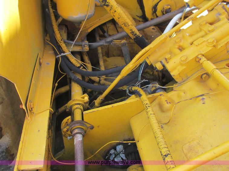 image for item K4715 1984 John Deere 762 elevating scraper