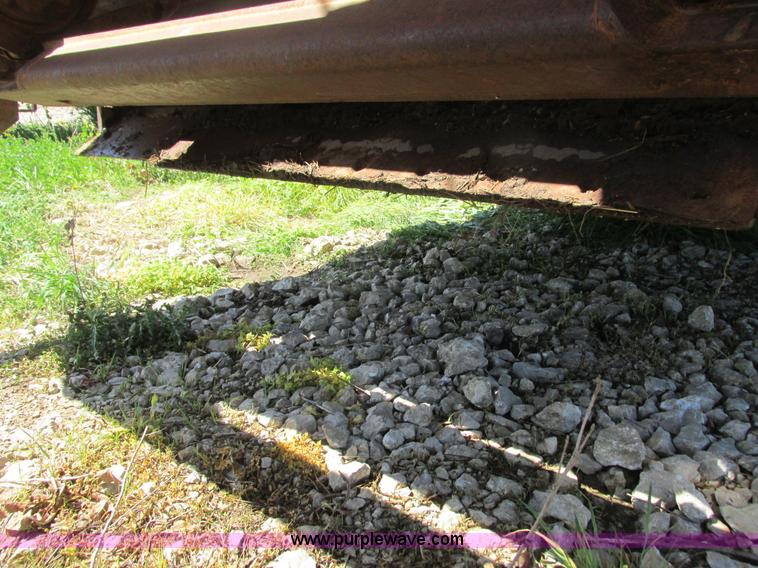 image for item K4715 1984 John Deere 762 elevating scraper