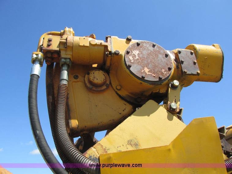 image for item K4715 1984 John Deere 762 elevating scraper