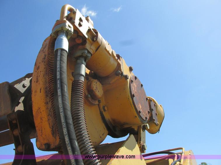 image for item K4715 1984 John Deere 762 elevating scraper