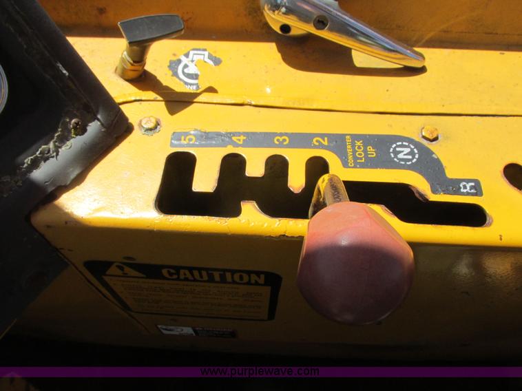 image for item K4715 1984 John Deere 762 elevating scraper