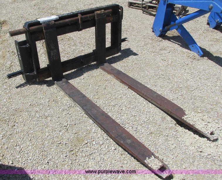 image for item K4729 Tractor forks