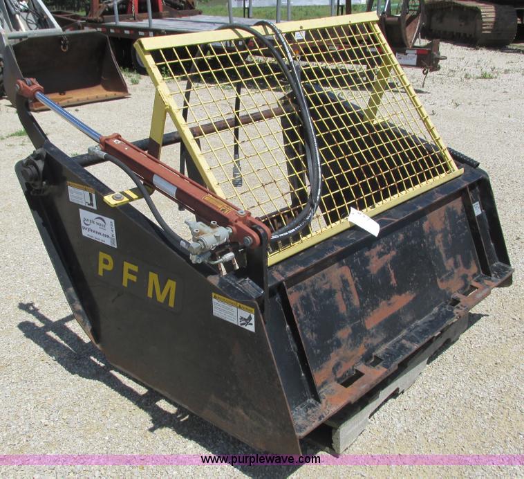 image for item K4733 PFM rock bucket