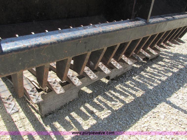 image for item K4733 PFM rock bucket