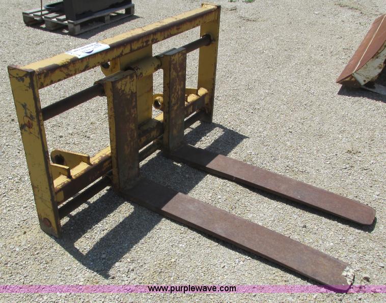 image for item K4734 Pallet forks