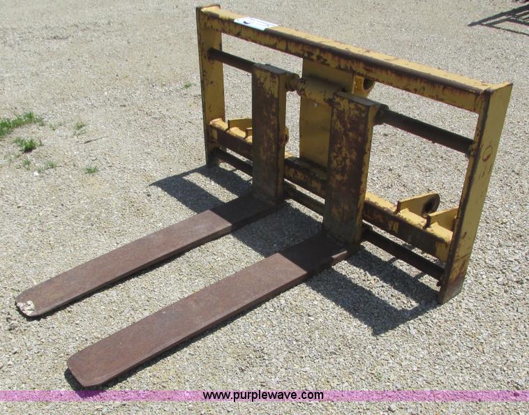 image for item K4734 Pallet forks