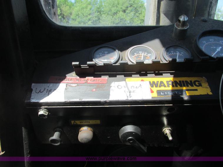 image for item K4735 Prime Mover LD-50 wheel loader