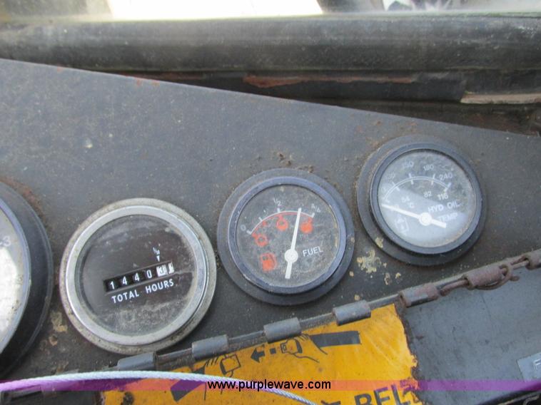 image for item K4735 Prime Mover LD-50 wheel loader