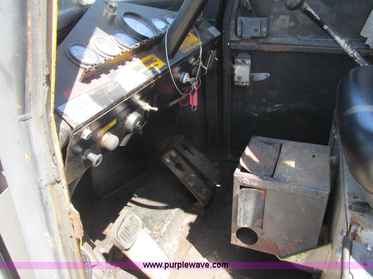 image for item K4735 Prime Mover LD-50 wheel loader