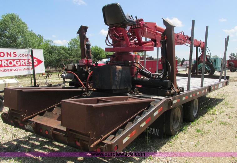 image for item K4736 2000 Contrail C20 log loader trailer