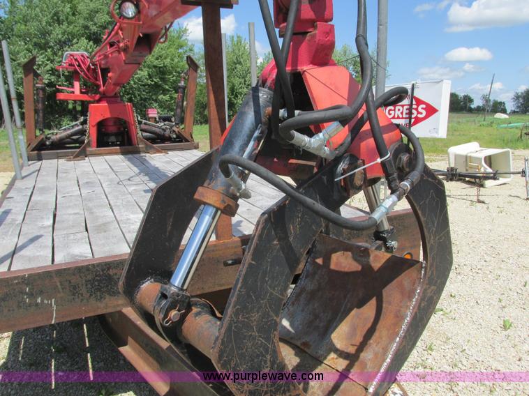 image for item K4736 2000 Contrail C20 log loader trailer