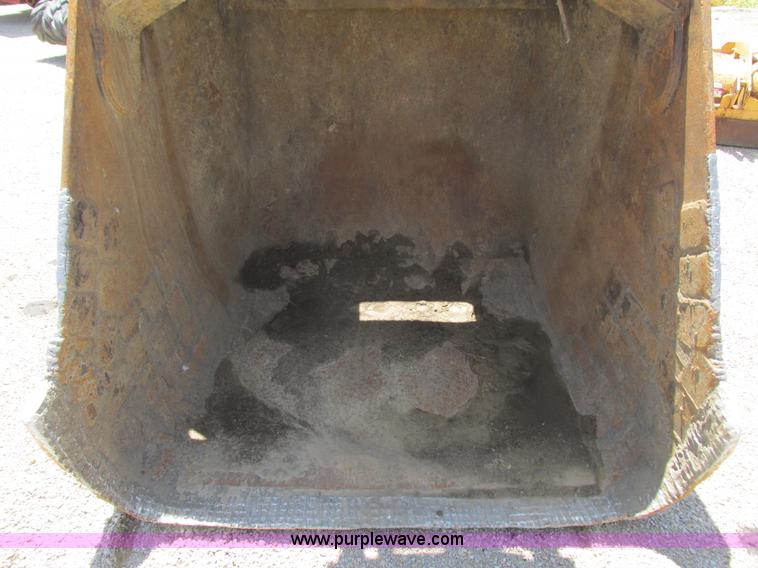 image for item K4737 1994 Caterpillar 330L excavator