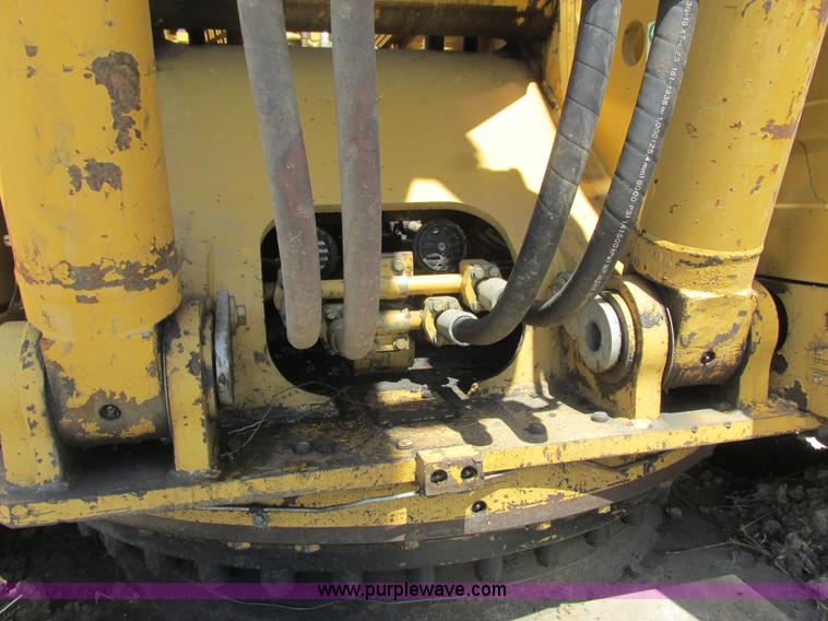 image for item K4737 1994 Caterpillar 330L excavator